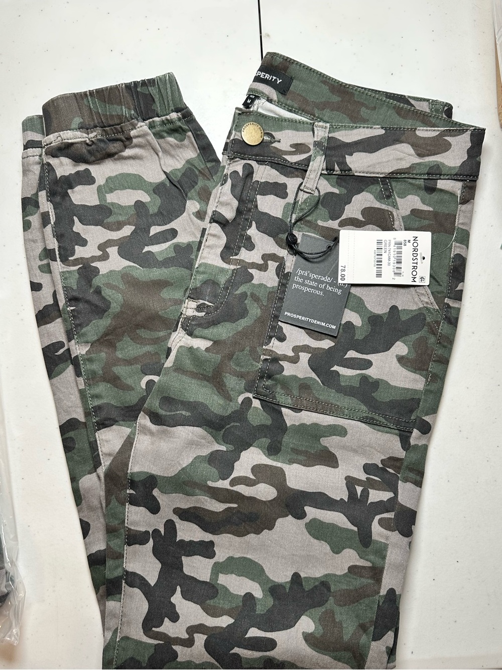 NWT Prosperity Denim Women’s Camo Denim Joggers Pants - Size L - Picture 7 of 10